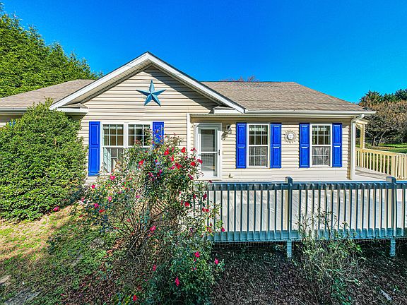 Large Wrap Around Deck