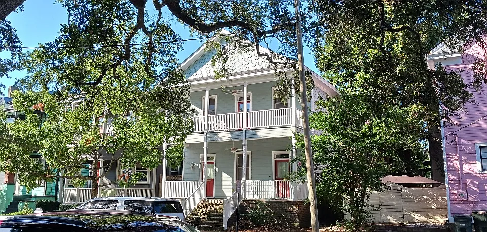 305 E Duffy St #B