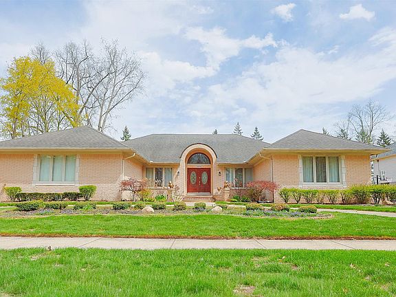 3rd image of 53710 Wellington Dr