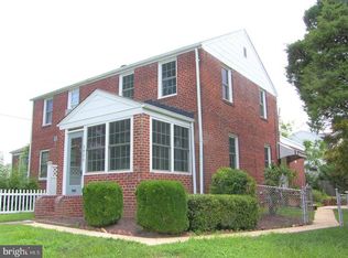 5919 Williamsburg Rd, Alexandria, VA 22303
