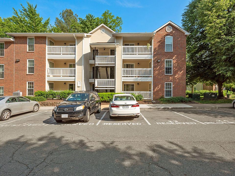 First floor corner unit