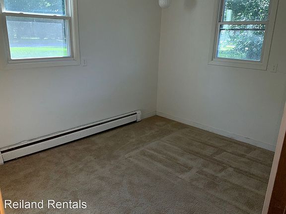 5th image of 1202 SE Belmont Dr Unit 1