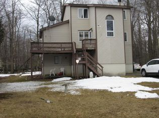 8243 Natures Dr, Tobyhanna, PA