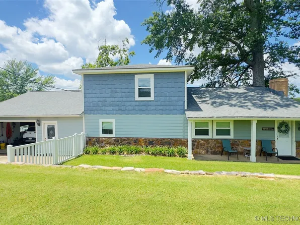 1060 Lakeside Dr, Fort Towson, OK 74735