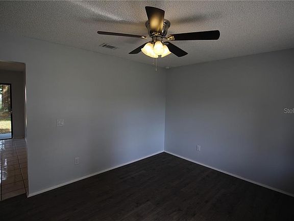 3rd image of 612 N Lanier Ave
