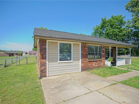 3rd image of 3919 James Ct