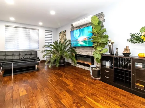 2601 East 26th Street image 17 of 26