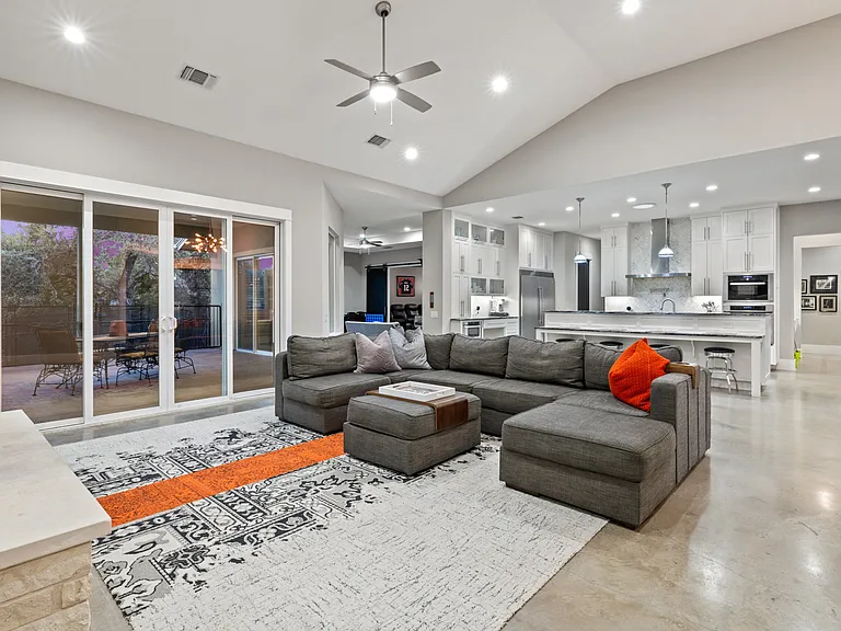 3801 Peak Lookout Dr — Photo 17