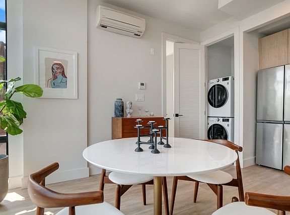 3rd image of 1255 Bedford Ave #Penthouse 7d