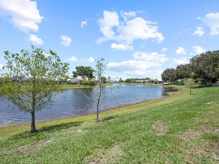 2573 Country Golf Dr — Photo 4