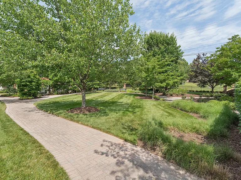 12810 Falcon Wood Pl — Photo 33