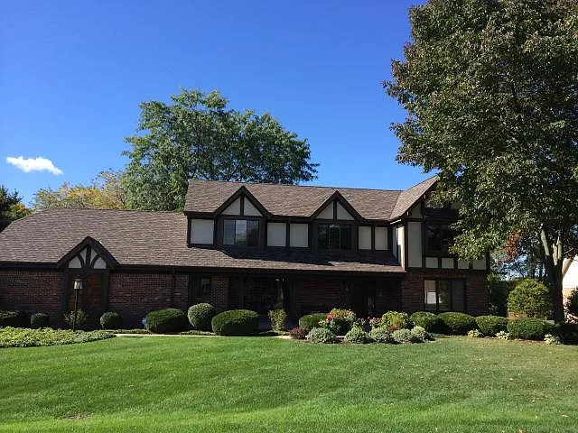 4 Redwood Ct photo 1