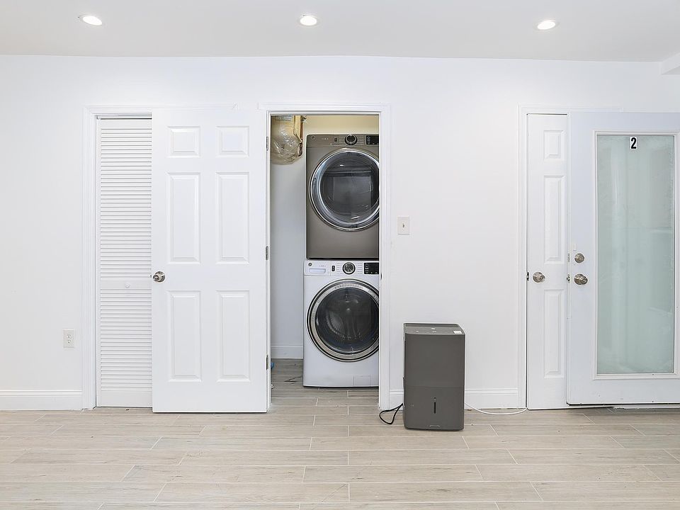 In Unit washer and dryer