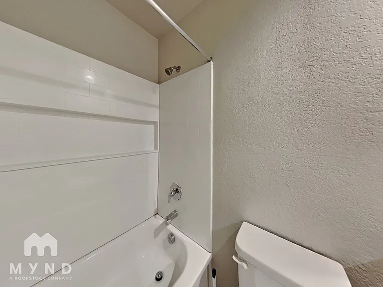 210 Savage St — Photo 16