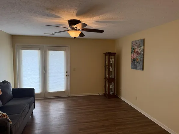 10567 Lynn Ln Unit 6, Alexandria, KY 41001
