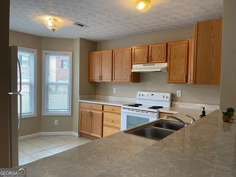 2962 Stonecrest Ln — Photo 21