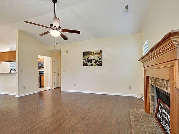 3rd image of 8582 Lake Moultrie Dr