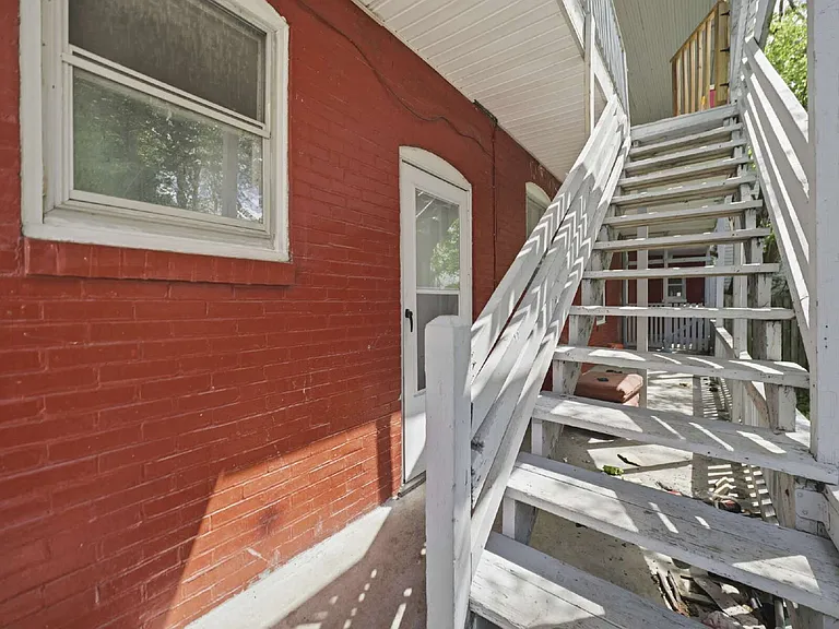 505 W Church St — Photo 10