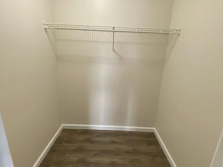 36 Renaissance Ln — Photo 35