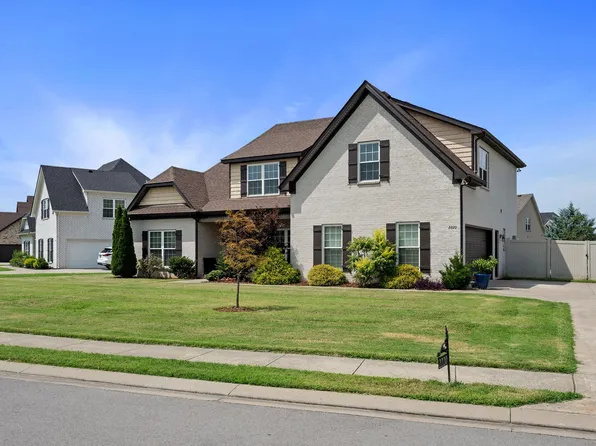 2220 Goodwin Ln, Murfreesboro, TN 37128