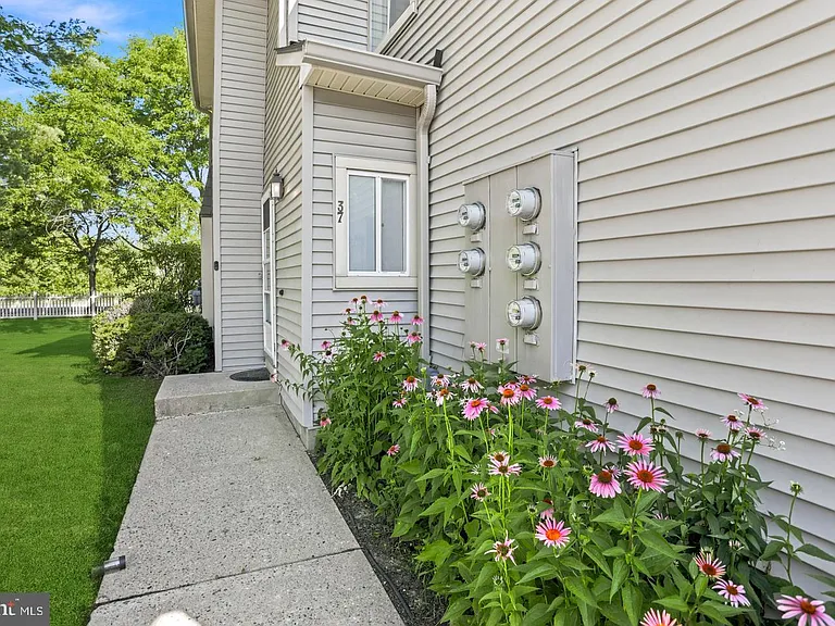 37 Teal Ct — Photo 9