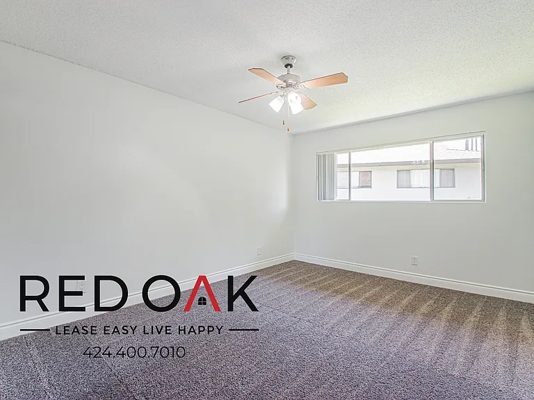 151 Drake St #28B — Photo 24