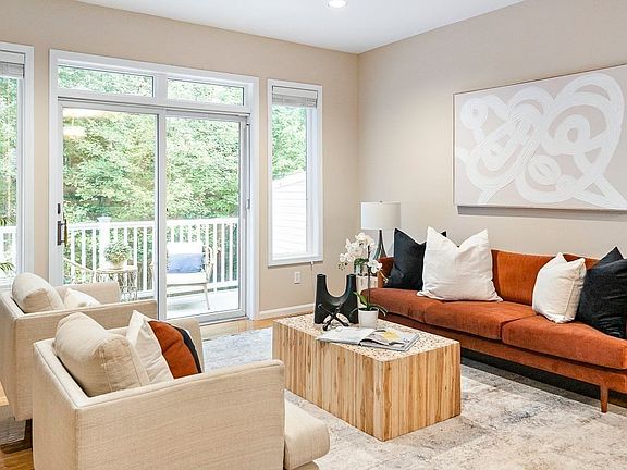 3rd image of 1008 Sherwood Forest Ln #1008