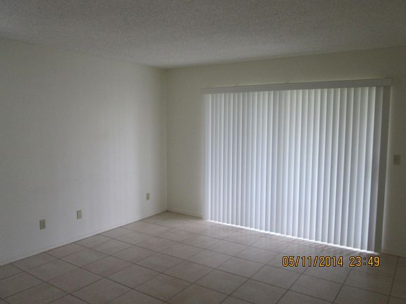 5th image of 218 SE Village Drive #218