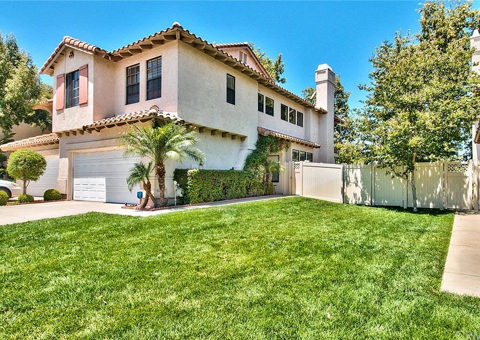 1st image of 1534 San Fernando Dr