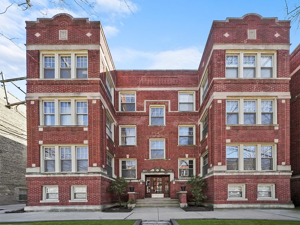 1st image of 6145 N Lakewood Ave #3