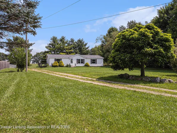 5075 Freiermuth Rd, Stockbridge, MI 49285