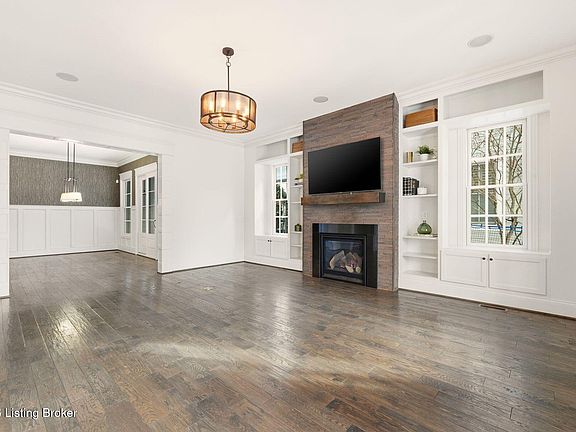 5th image of 8808 Featherbell Blvd