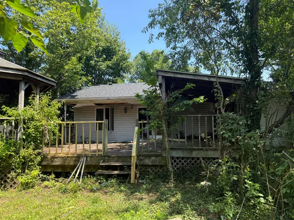 27695 Campbell Rd, Circleville, OH 43113