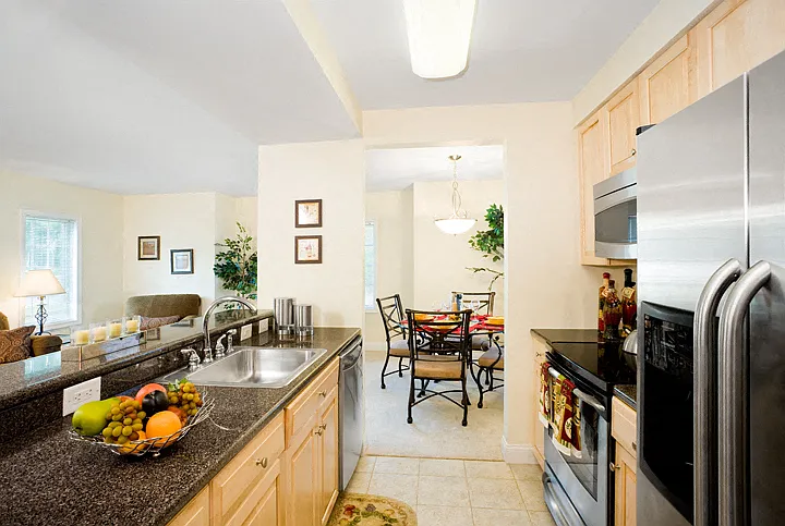 Norwest Woods Apartment — Photo 18