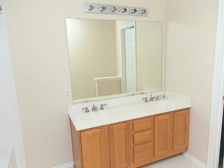 1600 Quarry Dr — Photo 31
