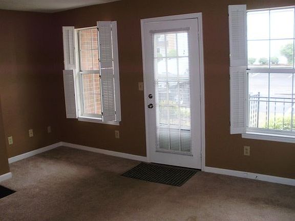 2nd image of 2258 Lebanon Pike APT 25