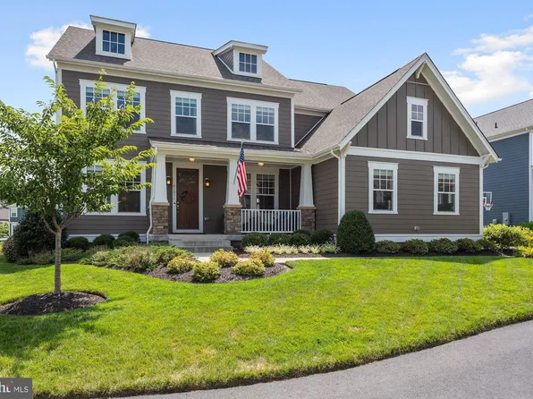 41031 Brook Grove Dr, Aldie, VA 20105