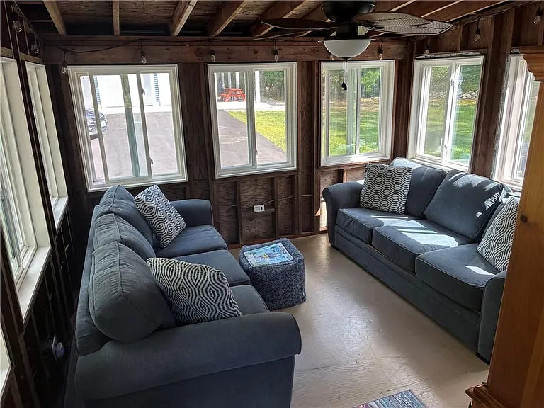 283 Balsam Rd — Photo 11