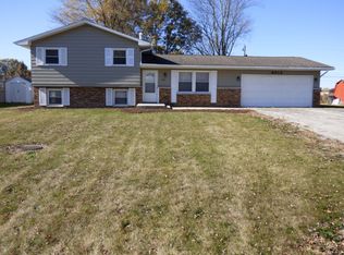 6914 Autumn View Dr, Fort Wayne, IN 46816