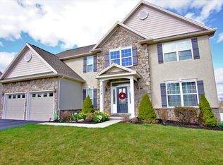 5109 S Deerfield Ave, Mechanicsburg, PA