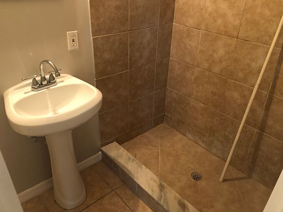 5th image of 7957 Lorient Dr