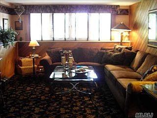 5th image of 45 Cranberry Ln