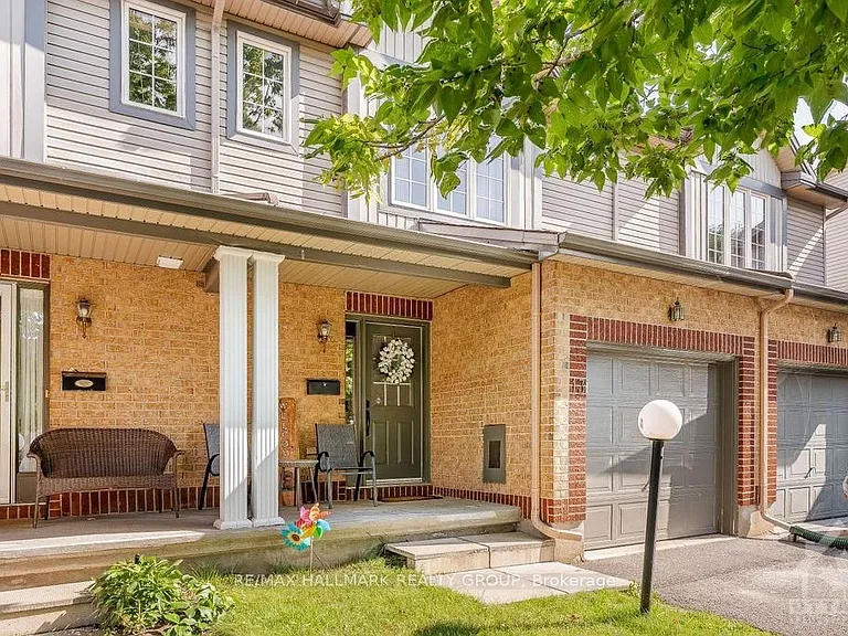 13 Upney Dr — Photo 2