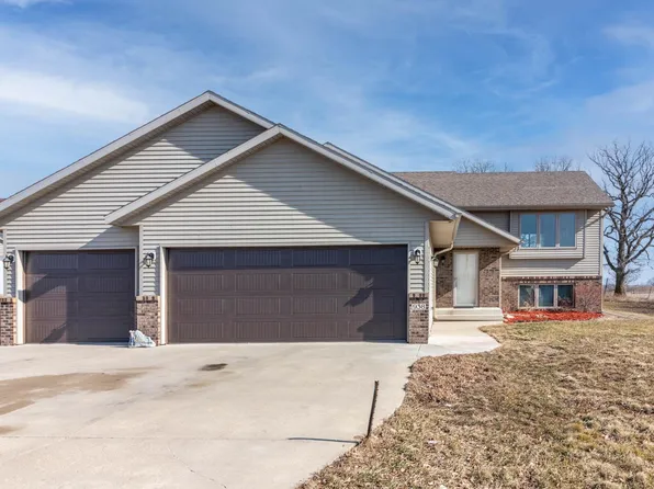 938 14th Ave NE, Saint Joseph, MN 56374