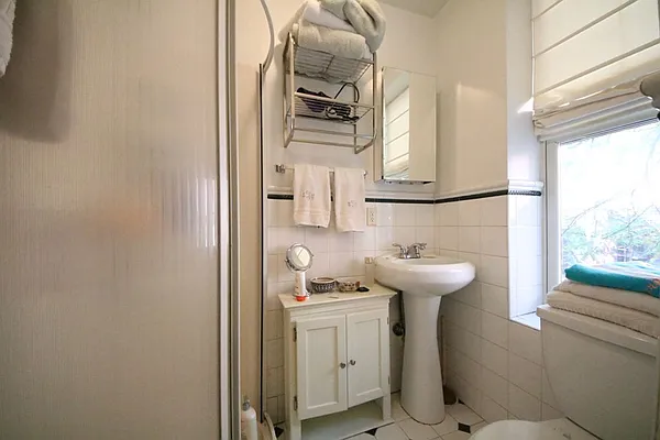 Rented by (Legacy) NY Quality Living Uptown | media 14