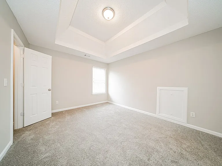 301 Othello Dr — Photo 15