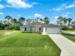1828 NW 30th Ter, Cape Coral, FL 33993