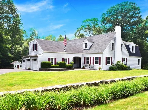 162 Center Road, Woodbridge, CT 06525