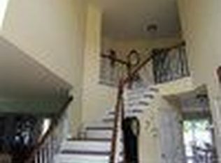 2 Bedford Dr, Egg Harbor Township, NJ 08234