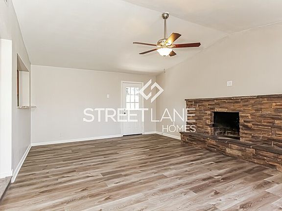 4th image of 5226 W Sunnyside Dr